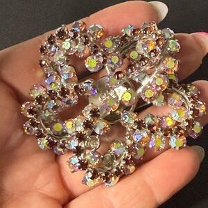 Large aurora borealis crystal Elegant Silver toned Crystal flower Brooch